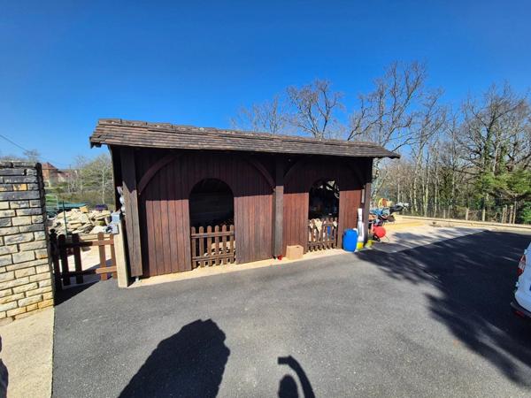 Vente Maison 6 pièces 146 m2 à Chasteaux
