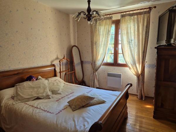 Vente Maison 6 pièces 146 m2 à Chasteaux