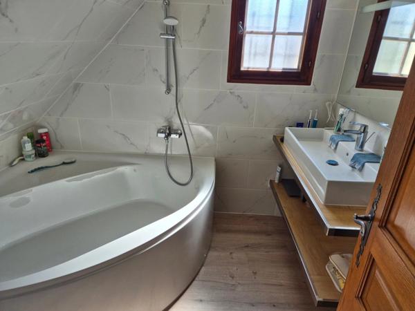 Vente Maison 6 pièces 146 m2 à Chasteaux
