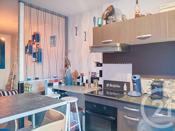 Appartement F2 à vendre  2 pièces - 32,19 m 2   SETE  - 34