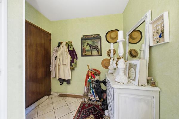 SPECIAL INVESTISSEUR Appartement type 3 proche centre balcon stationnement facile