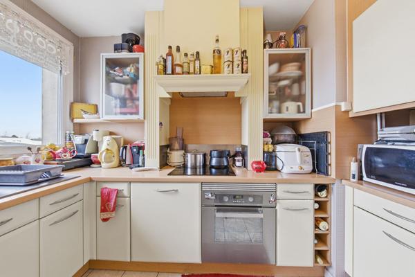 SPECIAL INVESTISSEUR Appartement type 3 proche centre balcon stationnement facile