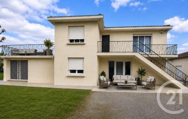 Maison à vendre  7 pièces - 205 m 2   GRAULHET  - 81