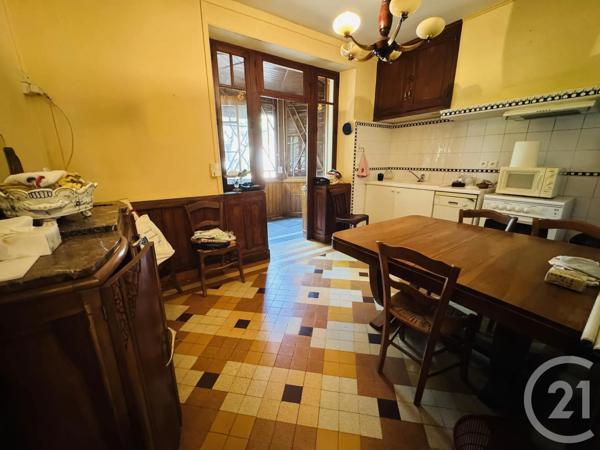 Maison à vendre  7 pièces - 205 m 2   GRAULHET  - 81