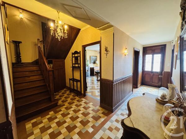 Maison à vendre  7 pièces - 205 m 2   GRAULHET  - 81