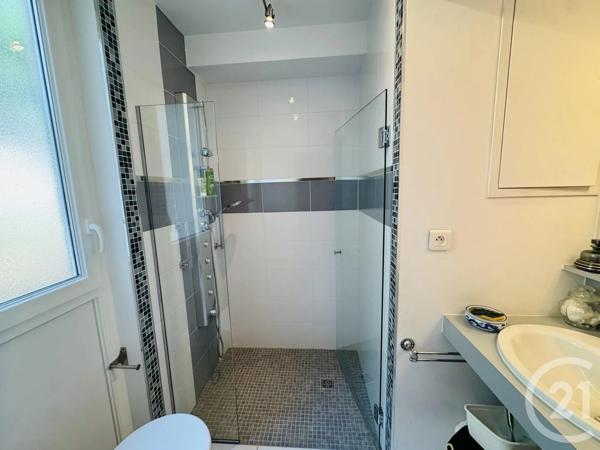 Maison à vendre  7 pièces - 205 m 2   GRAULHET  - 81