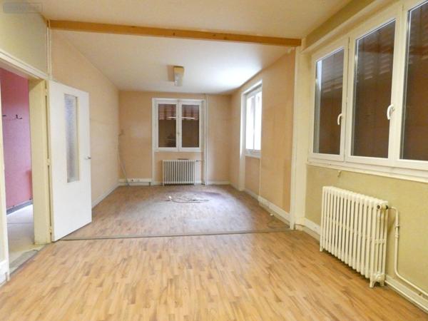 Maison à vendre à Chabanais en Charente (16150), ref : 14757/165