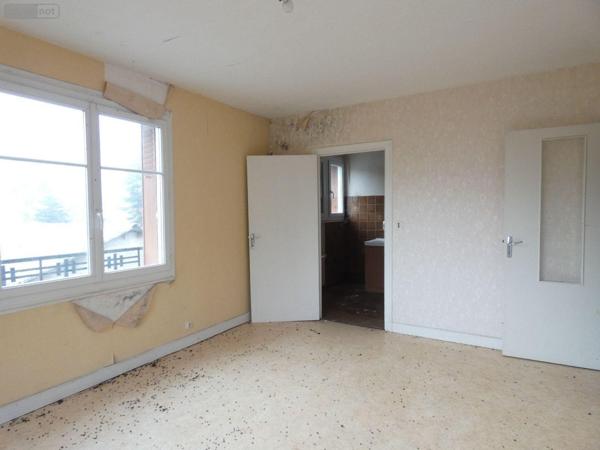 Maison à vendre à Chabanais en Charente (16150), ref : 14757/165