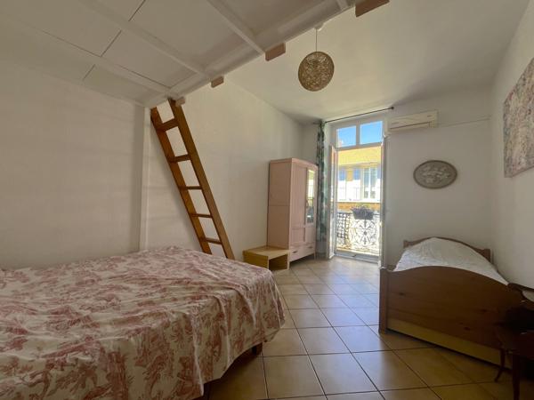 Nice (06000) APPARTEMENT EN DERNIER ETAGE HYPER CENTRE