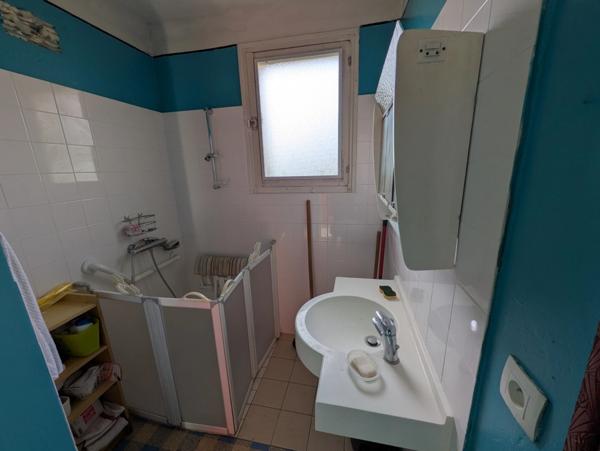 SAINT CARADEC TREGOMEL MAISON DE CARACTÈRE EN REZ DE CHAUSSEE SURELEVE 5 PIÈCES DE 105M² ENVIRON PARCELLE DE 1575M²