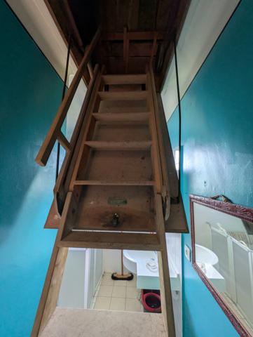 SAINT CARADEC TREGOMEL MAISON DE CARACTÈRE EN REZ DE CHAUSSEE SURELEVE 5 PIÈCES DE 105M² ENVIRON PARCELLE DE 1575M²