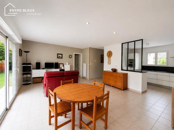 Maison 6 pièces avec studio indépendant, au cœur d’Hourtin