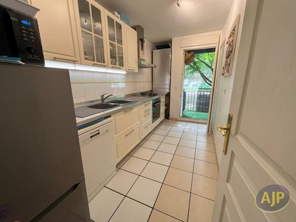 Appartement à vendre Bordeaux - 3 pièces, 69m² avec 2 chambre(s) à 284 000€ - AJP Immobilier Bordeaux Chartrons