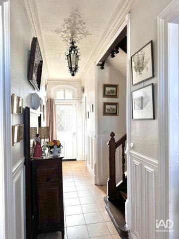 Maison à vendre 10 pièces 176 m² Beauvais