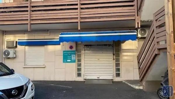 Local professionnel à louer Saint-Pierre (97410)