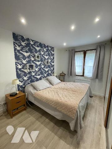 A VENDRE à LES SORINIERES - Maison d'habitation d'env 137 m² sur 495m² de terrain