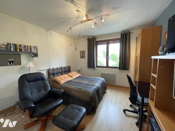 A VENDRE à LES SORINIERES - Maison d'habitation d'env 137 m² sur 495m² de terrain