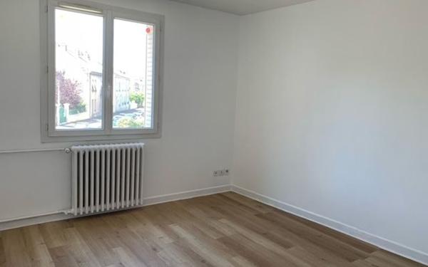 Appartement à louer    3 pièces • 78 m2 Le Creusot