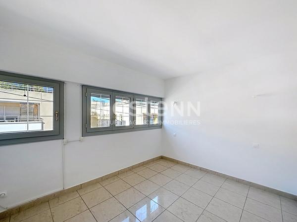 Appartement Miramas 3 pièce(s) 74 m2 Garage cave