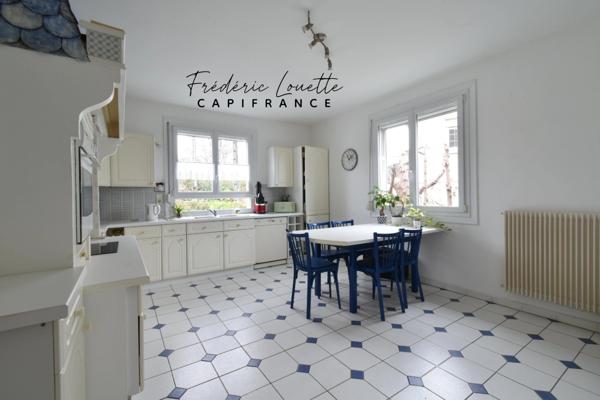 Maison 217 m² à vendre 8 pièces AY (51) avec terrain, garage, sous sol et un hangar de 130 m²