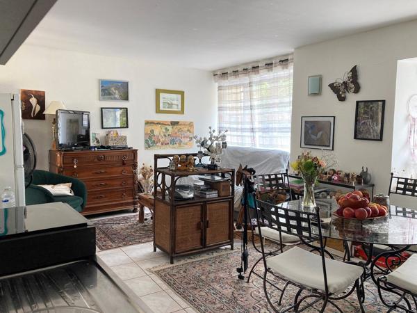 Immeuble dans Prayssac