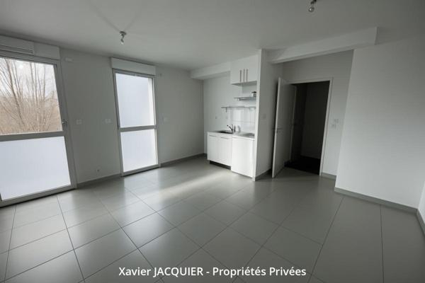 Appartement - 2 pièces - 43,32 m² - Croissant/Marrière