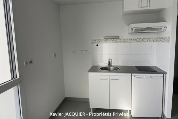 Appartement - 2 pièces - 43,32 m² - Croissant/Marrière