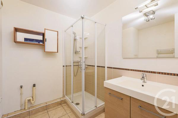 Appartement T2 à vendre  2 pièces - 42,31 m 2   GRENOBLE  - 38