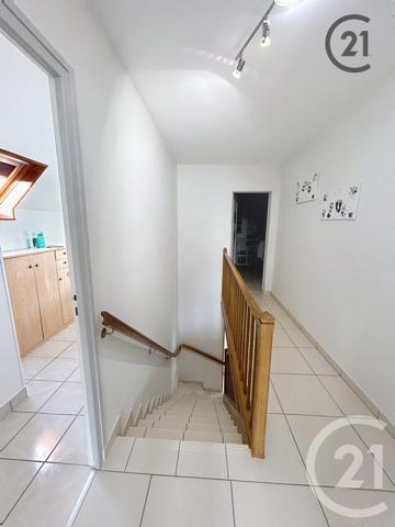 Maison à vendre  8 pièces - 144 m2 SARRY - 51