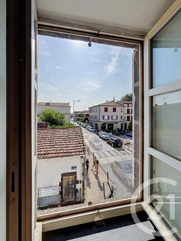 Immeuble à vendre  185 m 2   ENNEZAT  - 63