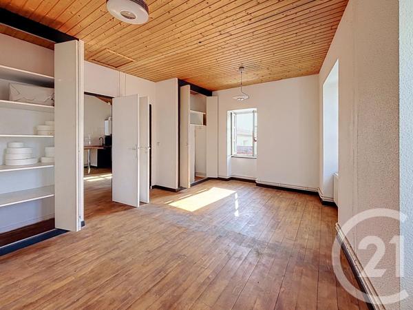 Immeuble à vendre  185 m 2   ENNEZAT  - 63