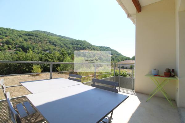 Appartement TYPE 3 -56 m² avec terrasse