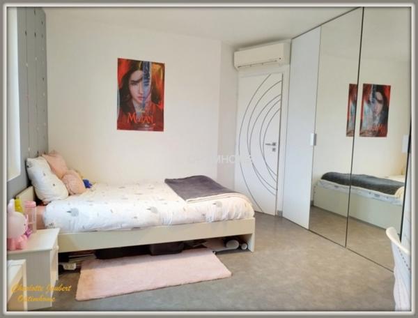 grande maison récente