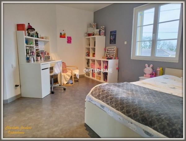 Maison contemporaine avec prestations haut de gamme à 2 min de Chalais