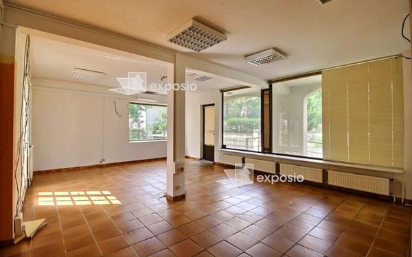 Maison à vendre    5 pièces • 220 m2 Morlaàs