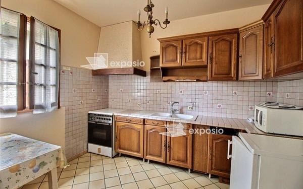 Maison à vendre    5 pièces • 220 m2 Morlaàs