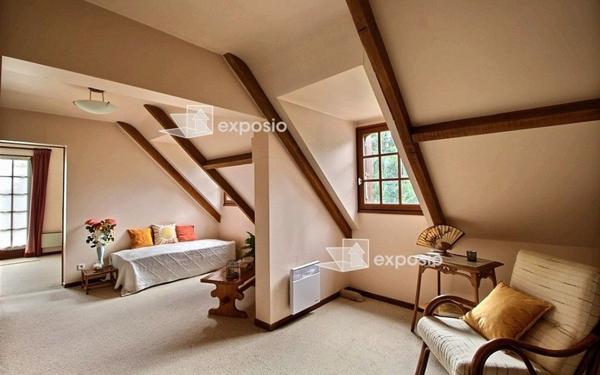 Maison à vendre    5 pièces • 220 m2 Morlaàs