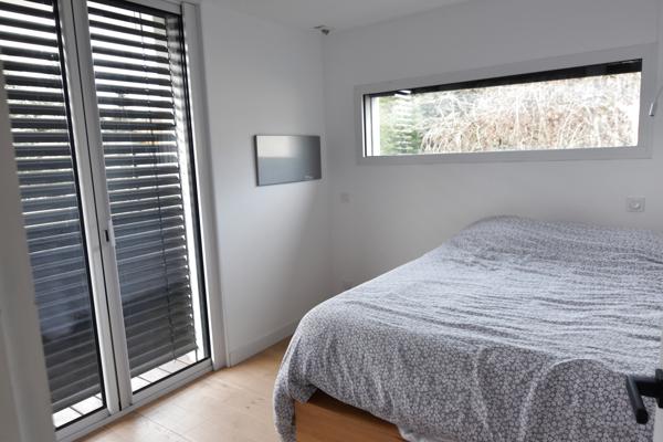 Saint-Cyr-au-Mont-d'Or (69450) à vendre SAINT CYR AU MONT D'OR, villa bioclimatique de 2021 - 180 m2 P7 -garage 130 m2-piscine chauffée