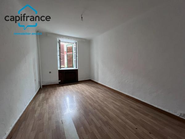 À VENDRE – MAISON DE VILLAGE MITOYENNE 92 m² AVEC JARDIN, TERRASSE ET SOUS-SOL – VIEUX HOMBOURG (57470)