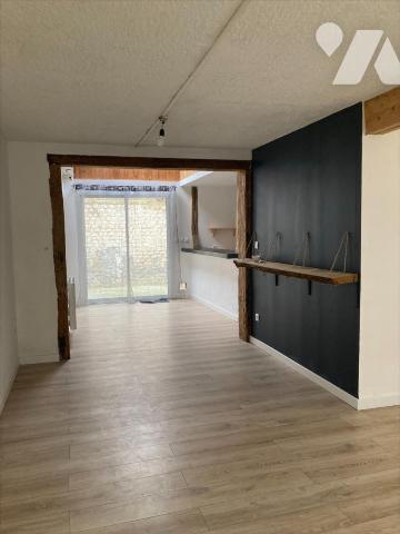 OISSEL - Maison de Ville vendue louée (70 m² habitables - 79 m² au sol) - 2 Chambres