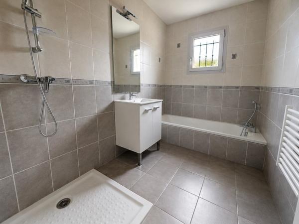 Maison à vendre 281 400 € Morestel 4 p 108 m² DPE C