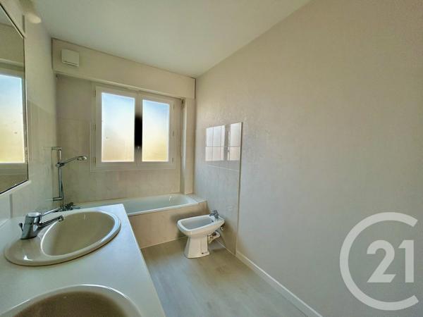 Maison à vendre  4 pièces - 95 m2 LA ROCHE SUR YON - 85