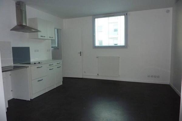 Appartement 2 pièces                                        - 44100 Nantes Réf : 12407