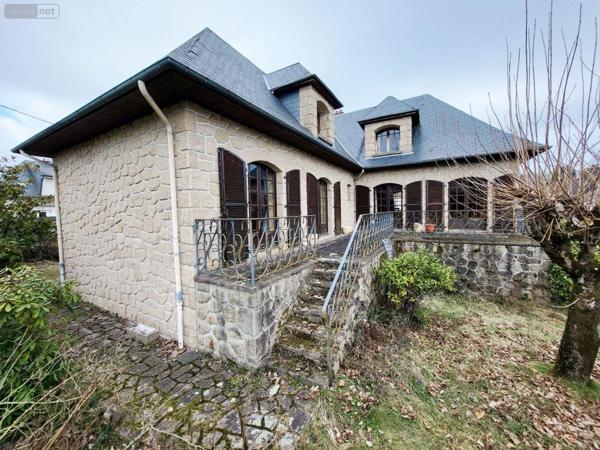 Maison à restaurer à vendre à Ussel en Corrèze (19200), ref : um 1304
