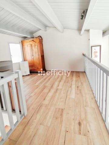 Maison
         8 pièces
        - 173 m² Bien prestige 735 000 € *