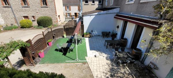 Hôtel-Restaurant au coeur d'une ville touristique Proche ZOO BEAUVAL. Gros potentiel de développement