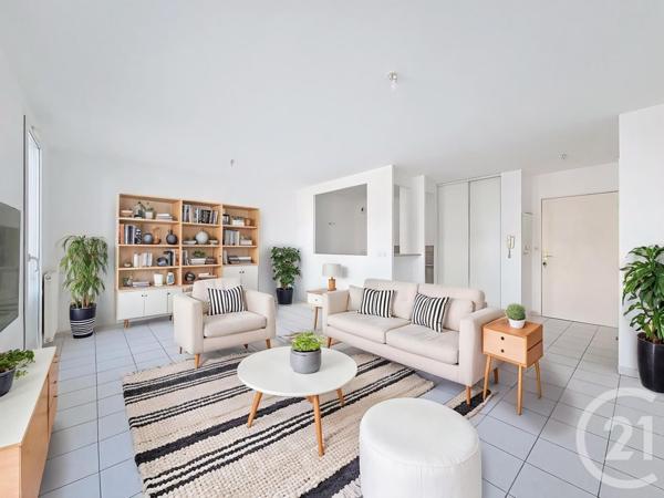 Appartement F3 à vendre  3 pièces - 47,83 m2 FRESNES - 94