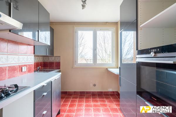 Appartement 3 pièce(s) 53 m2 €260 000 ** - Référence 4636