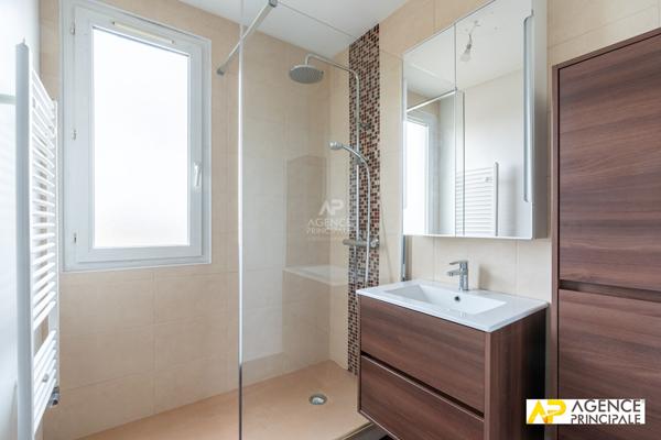 Appartement 3 pièce(s) 53 m2 €260 000 ** - Référence 4636