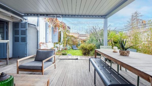 VENTE SECTEUR ROUFFIAC-TOLOSAN MAISON DE VILLAGE AVEC JARDIN ET GARAGE